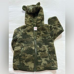Wonder Nation Fleece Camo Hoodie.